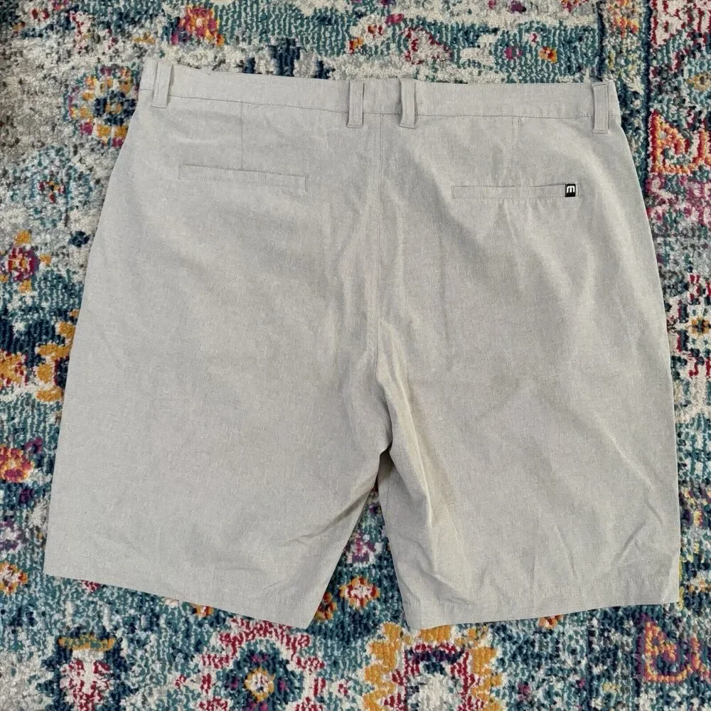 Travis Mathew Men's Size 40 Heathered Tan Flat Front Casual Chino‎ Shorts